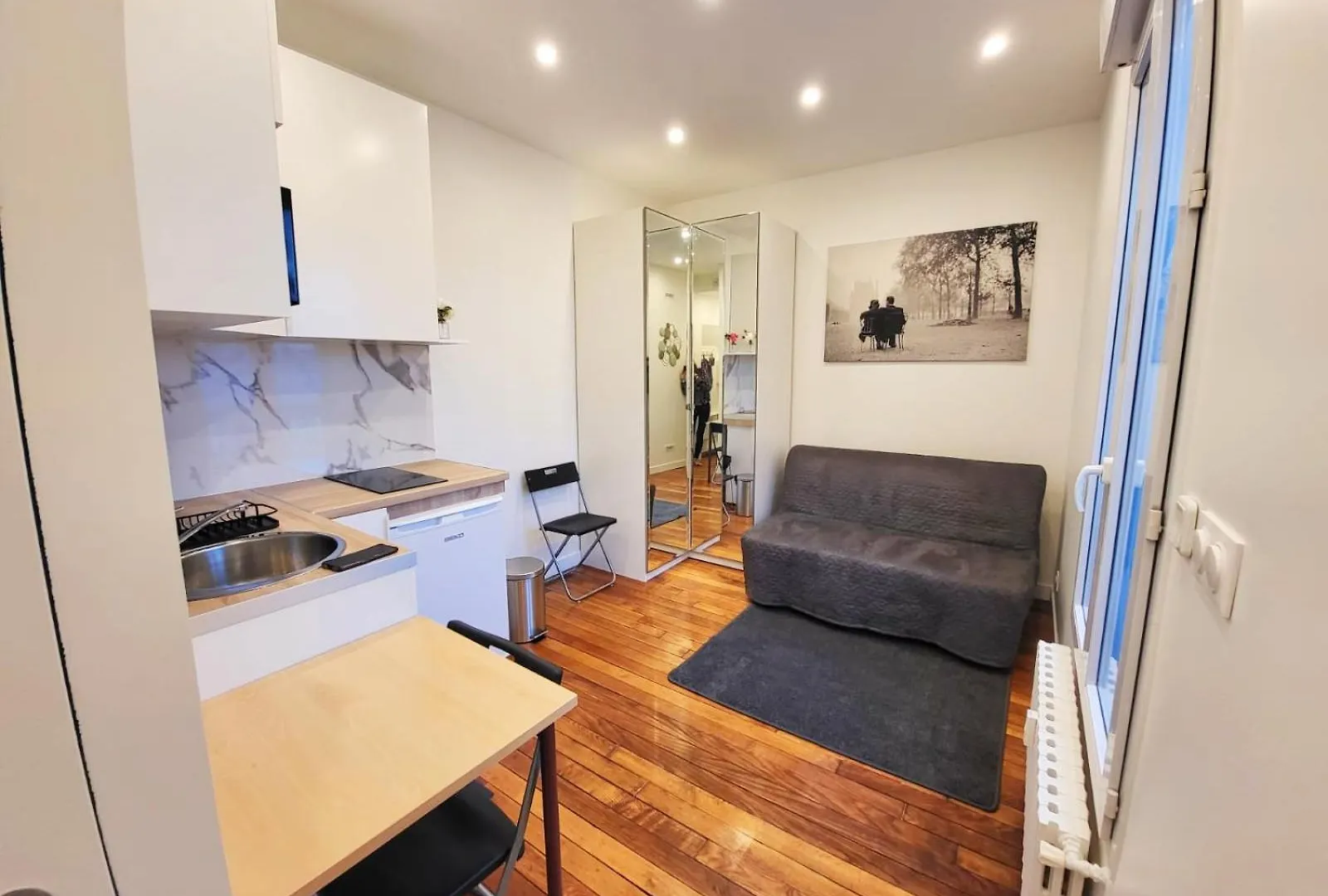 Apartment Charmant Studio Menilmontant *